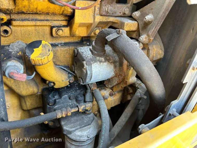 image for item OM9705 2006 John Deere 444J wheel loader