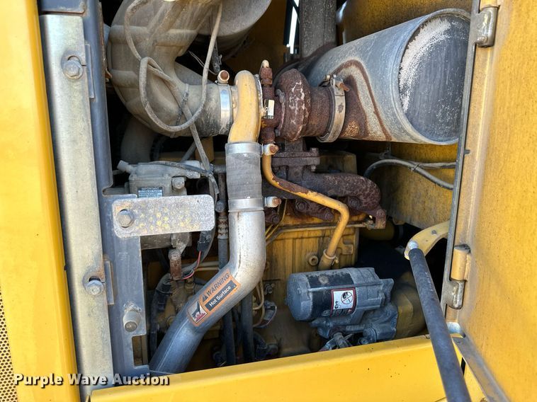 image for item OM9705 2006 John Deere 444J wheel loader