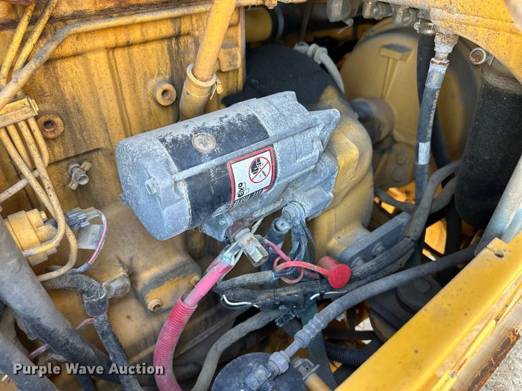 image for item OM9705 2006 John Deere 444J wheel loader