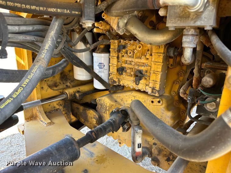 image for item OM9705 2006 John Deere 444J wheel loader