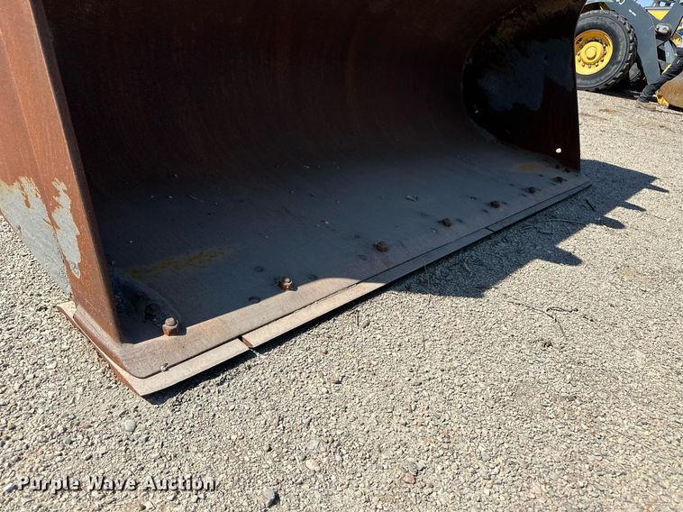 image for item OM9706 2005 John Deere 444J wheel loader