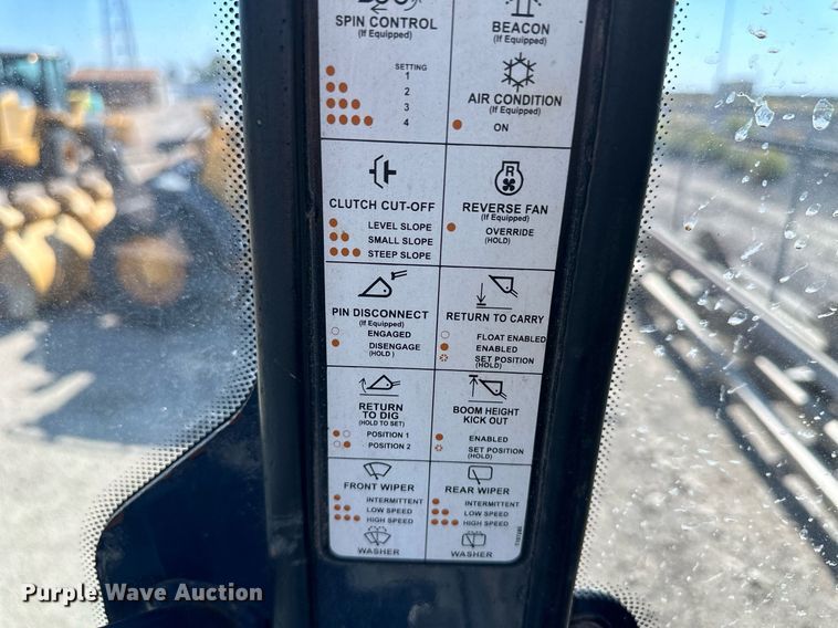 image for item OM9706 2005 John Deere 444J wheel loader