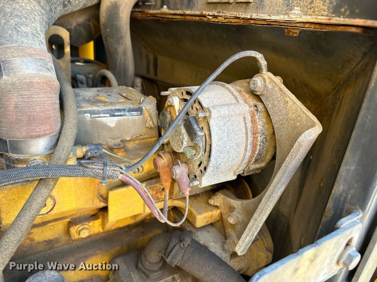 image for item OM9706 2005 John Deere 444J wheel loader