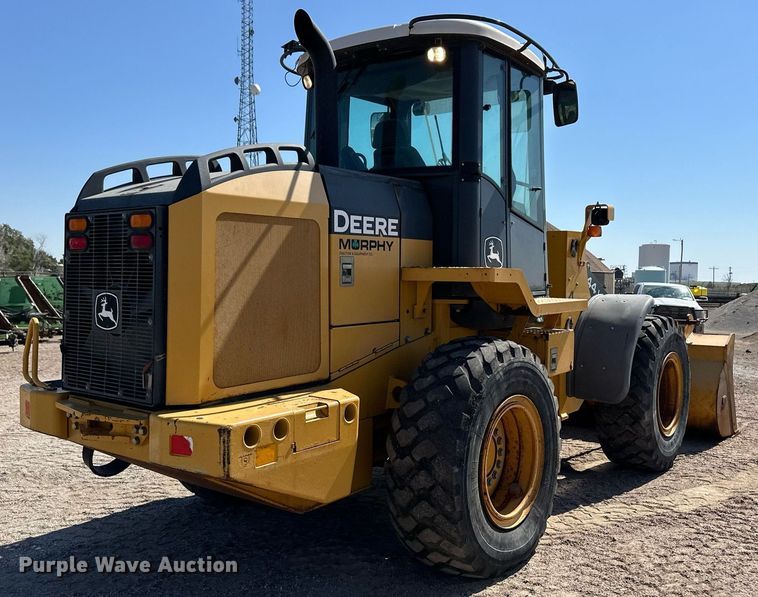 image for item OM9707 2005 John Deere 444J wheel loader