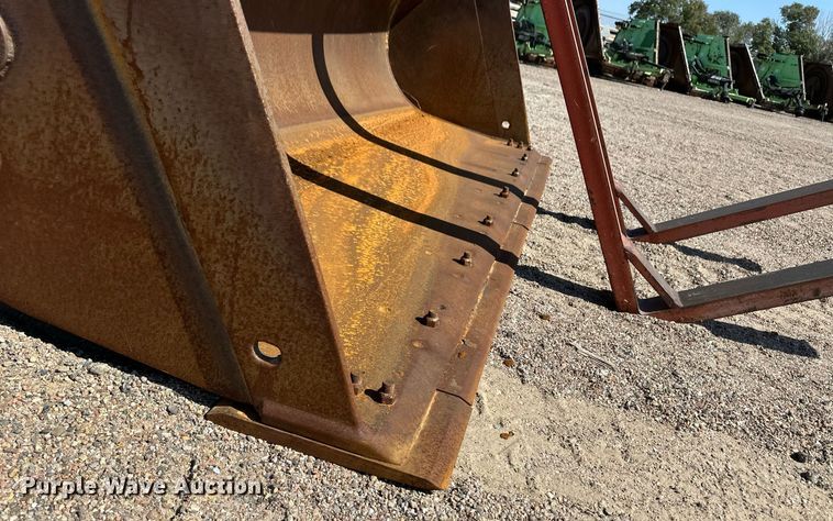 image for item OM9707 2005 John Deere 444J wheel loader