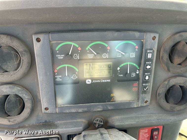 image for item OM9707 2005 John Deere 444J wheel loader