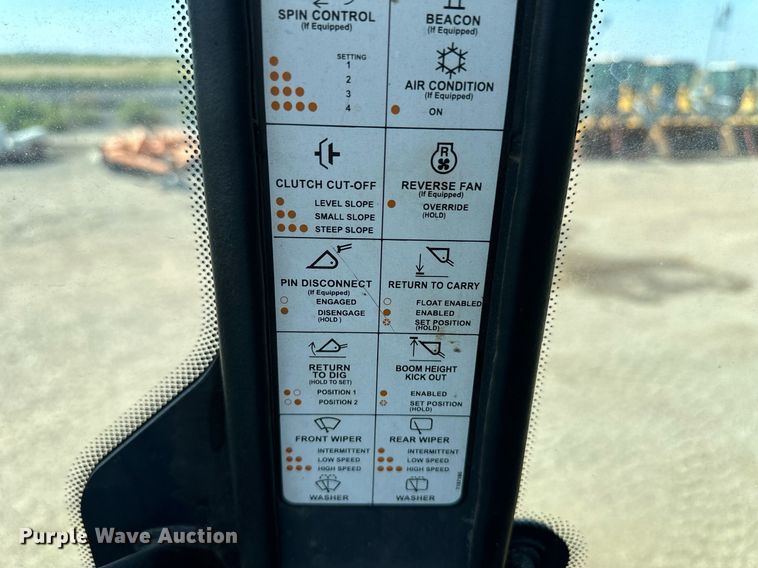 image for item OM9707 2005 John Deere 444J wheel loader