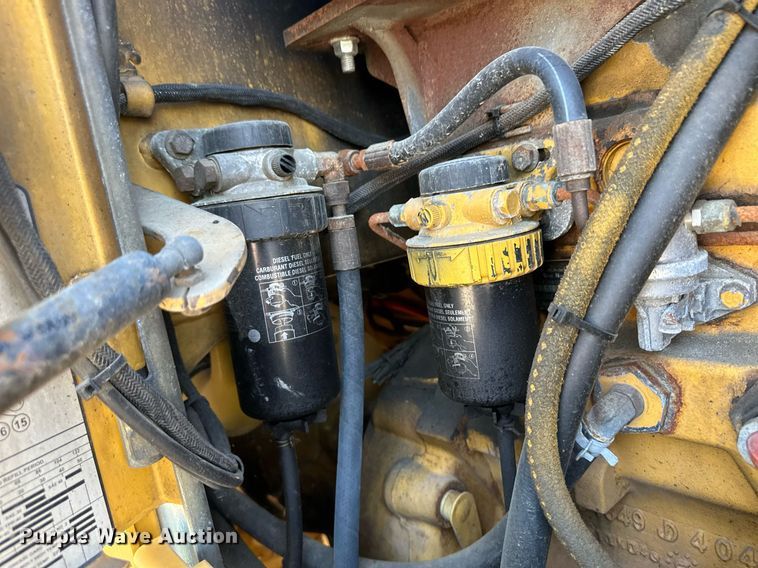 image for item OM9707 2005 John Deere 444J wheel loader