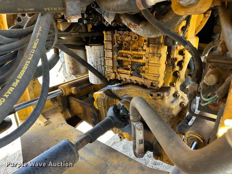 image for item OM9707 2005 John Deere 444J wheel loader