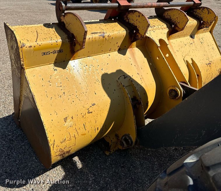 image for item OM9708 2006 John Deere 444J wheel loader