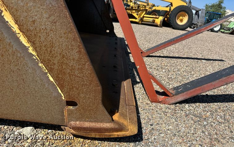 image for item OM9708 2006 John Deere 444J wheel loader