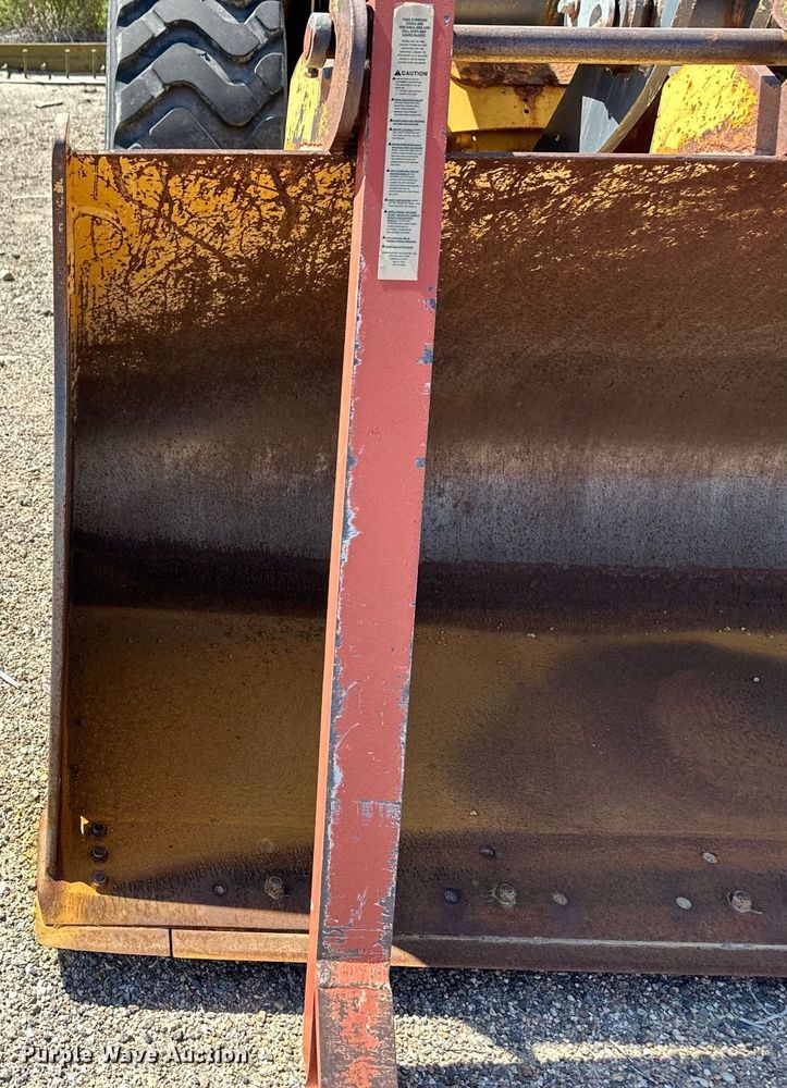 image for item OM9708 2006 John Deere 444J wheel loader