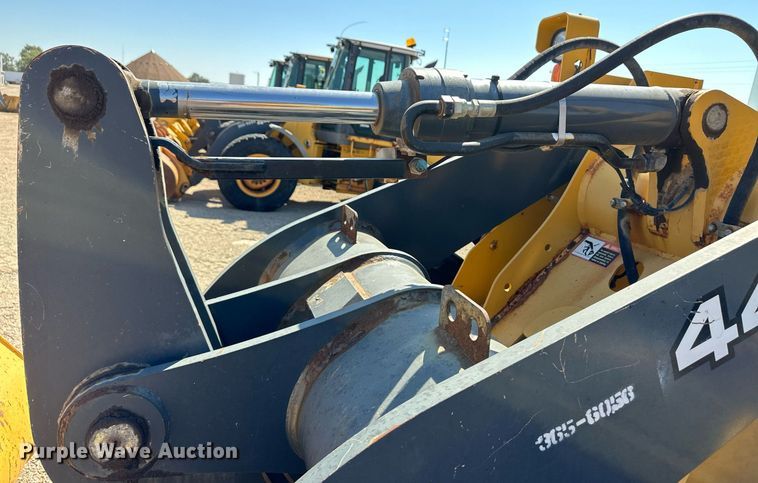 image for item OM9708 2006 John Deere 444J wheel loader