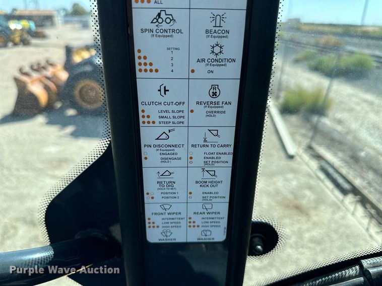 image for item OM9708 2006 John Deere 444J wheel loader