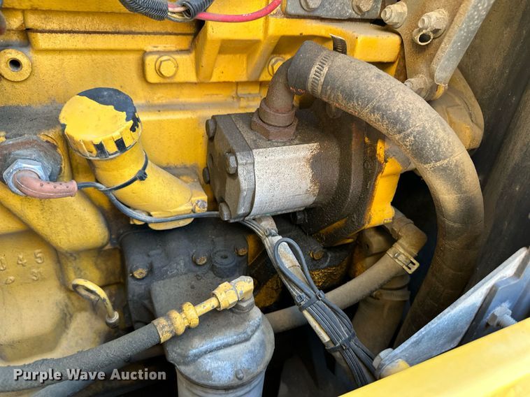 image for item OM9708 2006 John Deere 444J wheel loader