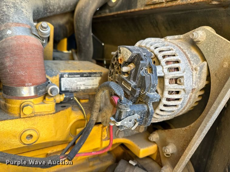 image for item OM9708 2006 John Deere 444J wheel loader