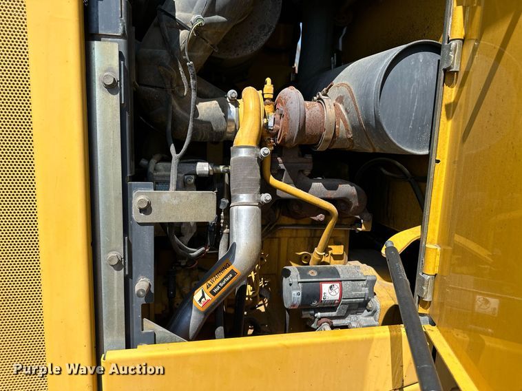 image for item OM9708 2006 John Deere 444J wheel loader