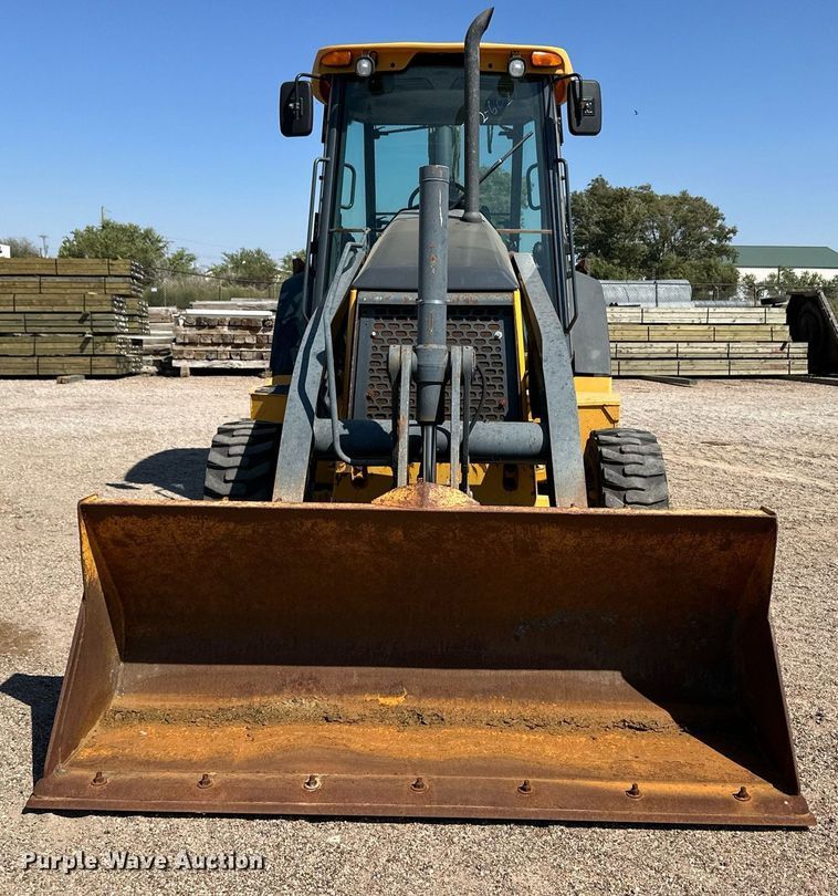image for item OM9709 2007 John Deere 310J backhoe