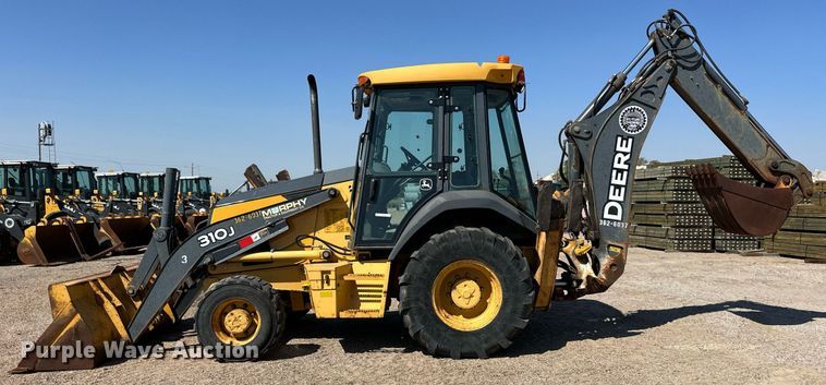 image for item OM9709 2007 John Deere 310J backhoe