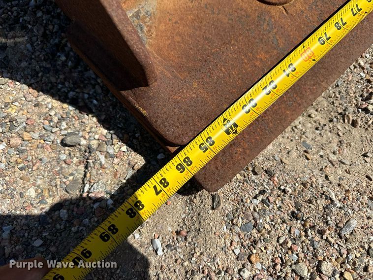 image for item OM9709 2007 John Deere 310J backhoe