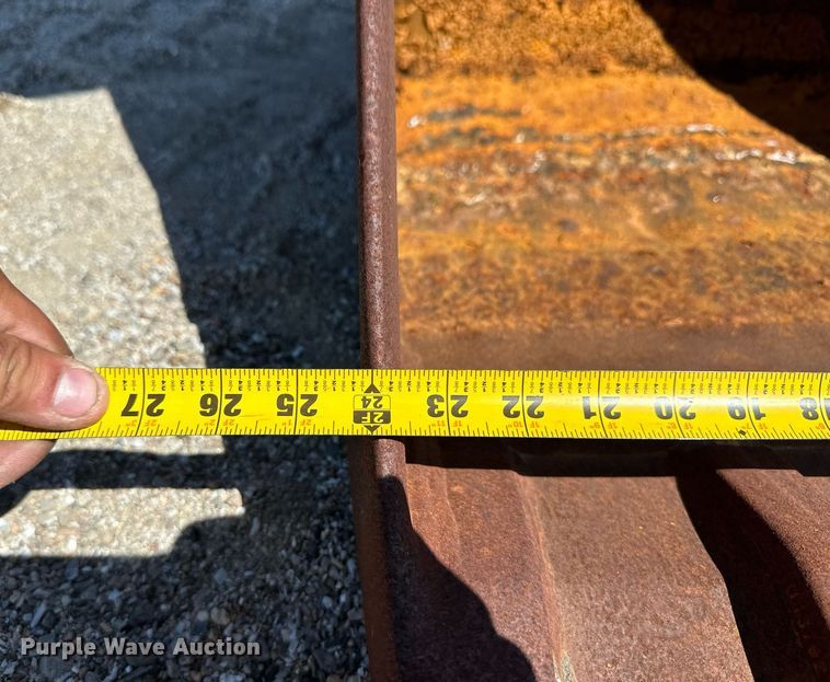 image for item OM9709 2007 John Deere 310J backhoe