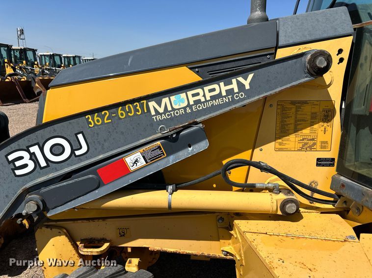 image for item OM9709 2007 John Deere 310J backhoe