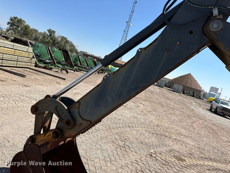 image for item OM9709 2007 John Deere 310J backhoe