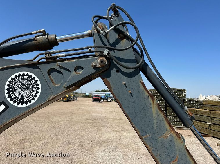 image for item OM9709 2007 John Deere 310J backhoe