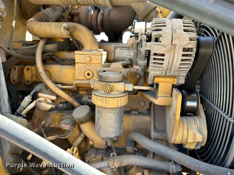 image for item OM9709 2007 John Deere 310J backhoe