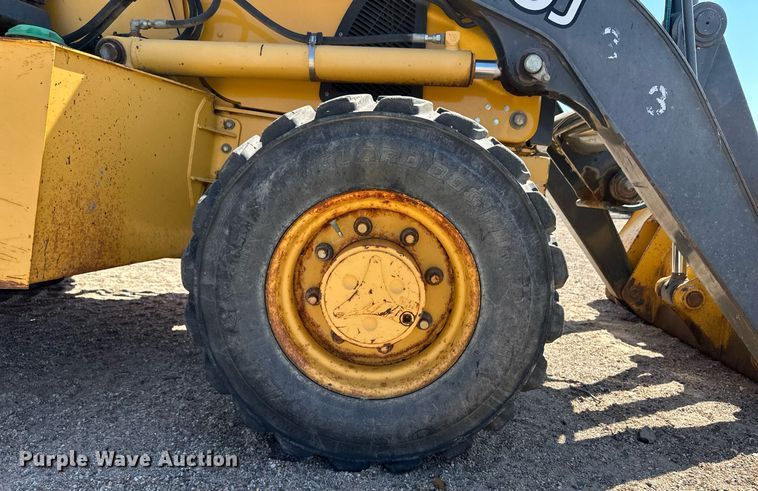 image for item OM9709 2007 John Deere 310J backhoe