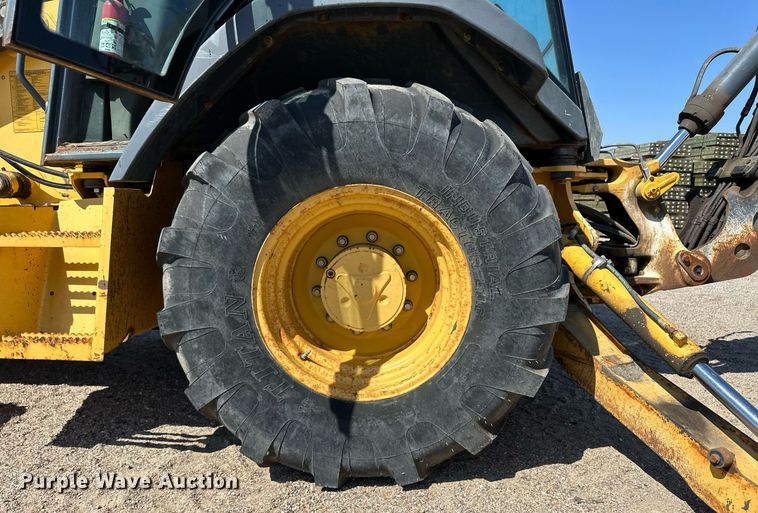 image for item OM9709 2007 John Deere 310J backhoe