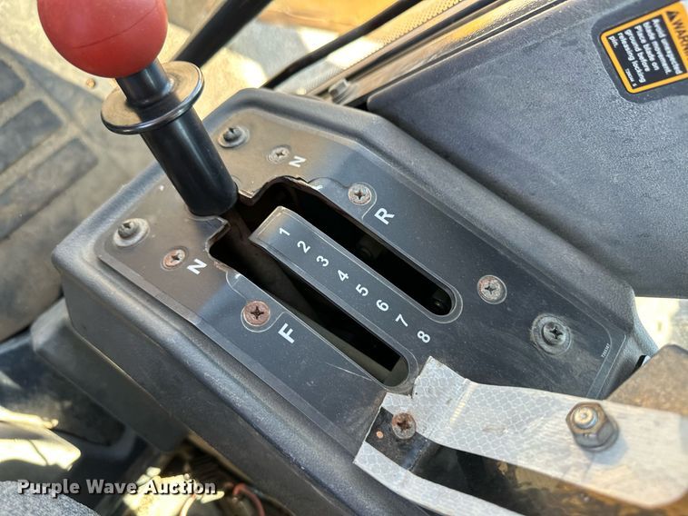 image for item OM9711 2005 John Deere 770D motor grader