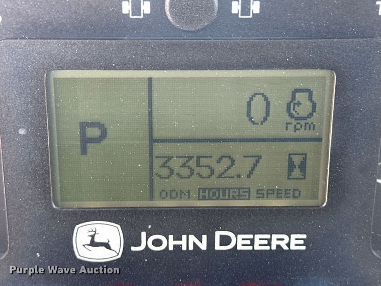 image for item OM9711 2005 John Deere 770D motor grader