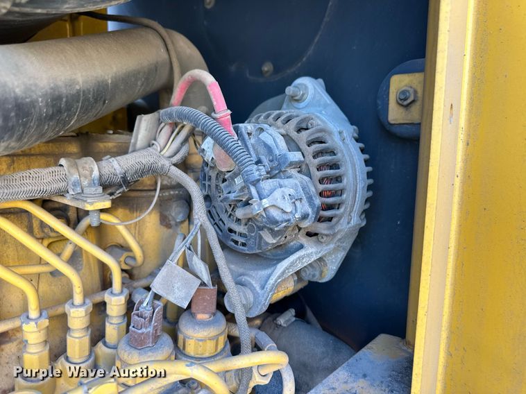 image for item OM9711 2005 John Deere 770D motor grader