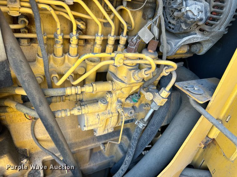 image for item OM9711 2005 John Deere 770D motor grader