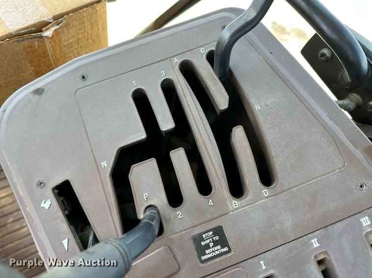 image for item OM9713 2006 John Deere 6415 tractor