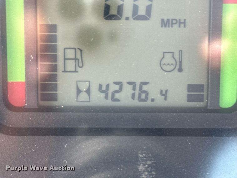 image for item OM9713 2006 John Deere 6415 tractor