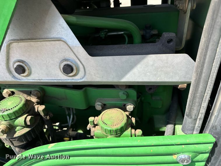 image for item OM9713 2006 John Deere 6415 tractor