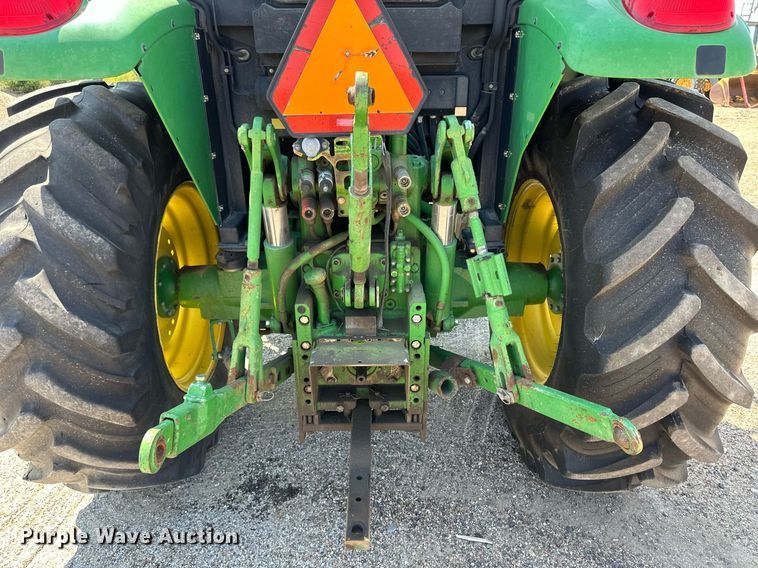 image for item OM9713 2006 John Deere 6415 tractor