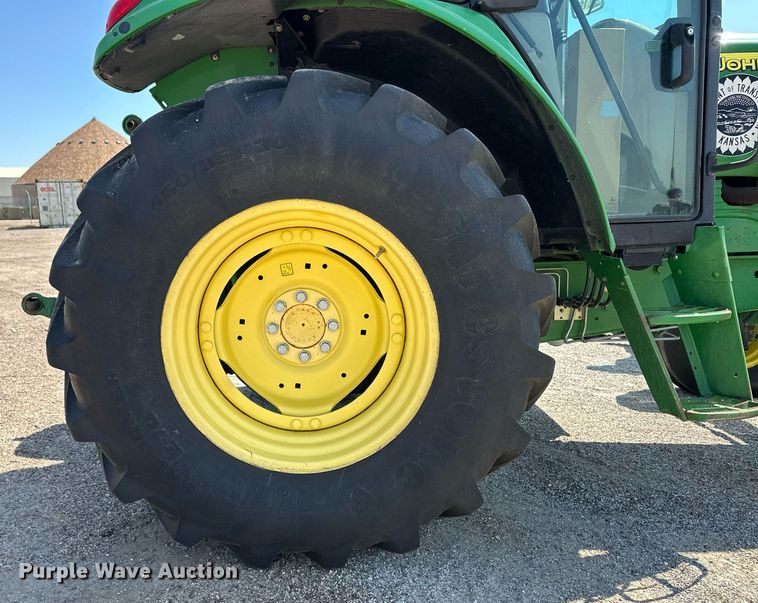 image for item OM9713 2006 John Deere 6415 tractor