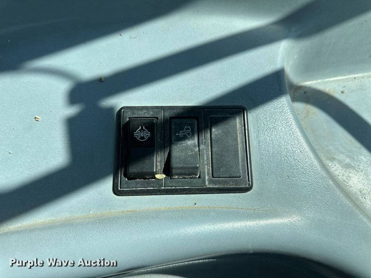 image for item OM9714 2012 New Holland T5070 MFWD tractor