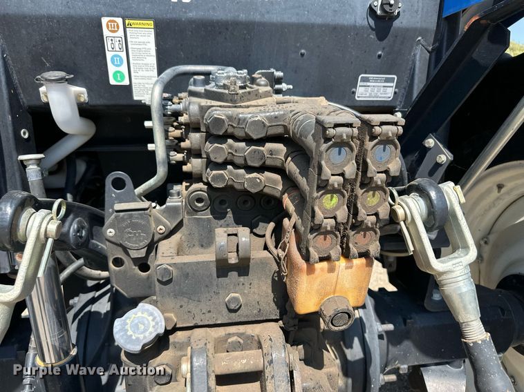 image for item OM9716 2010 New Holland T6030 MFWD tractor