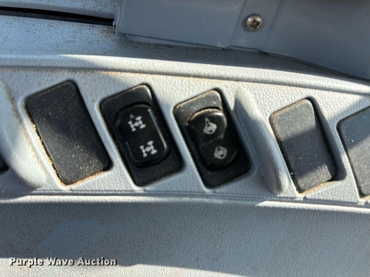 image for item OM9716 2010 New Holland T6030 MFWD tractor