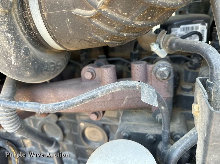 image for item OM9716 2010 New Holland T6030 MFWD tractor