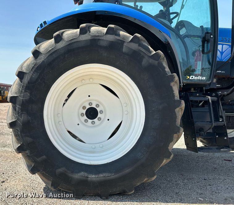 image for item OM9716 2010 New Holland T6030 MFWD tractor