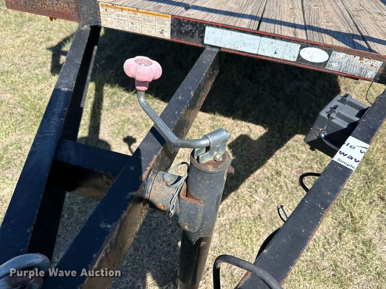 image for item DD3237 2015 Maxey utility trailer