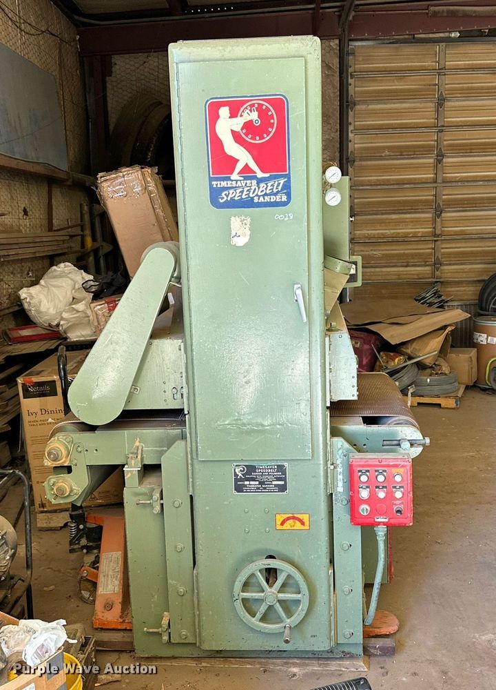 image for item DD3241 Timesaver Speed Belt Top 30V Sander