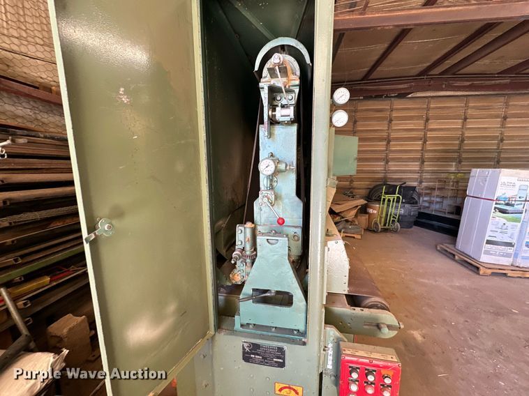 image for item DD3241 Timesaver Speed Belt Top 30V Sander