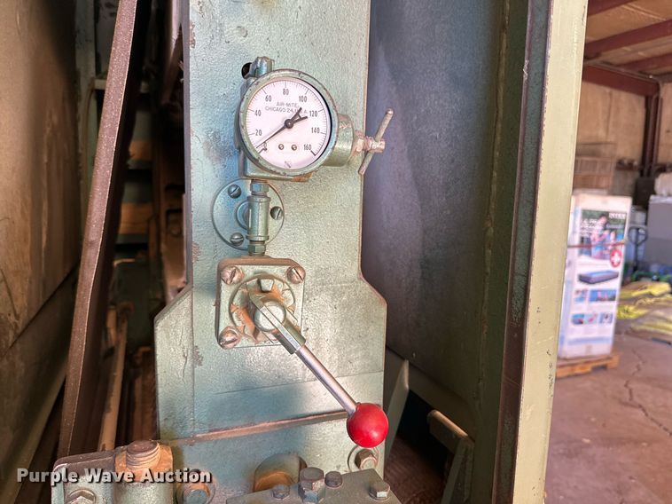 image for item DD3241 Timesaver Speed Belt Top 30V Sander