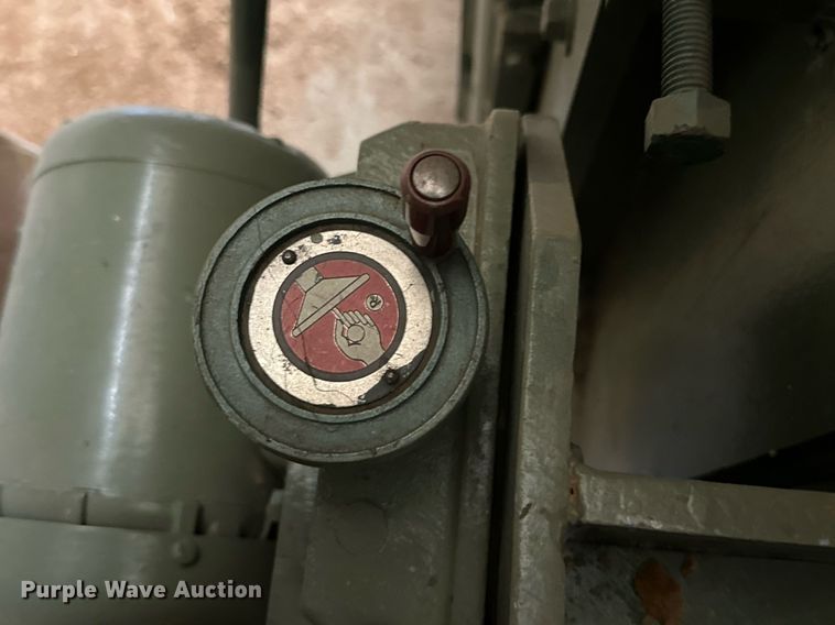 image for item DD3241 Timesaver Speed Belt Top 30V Sander